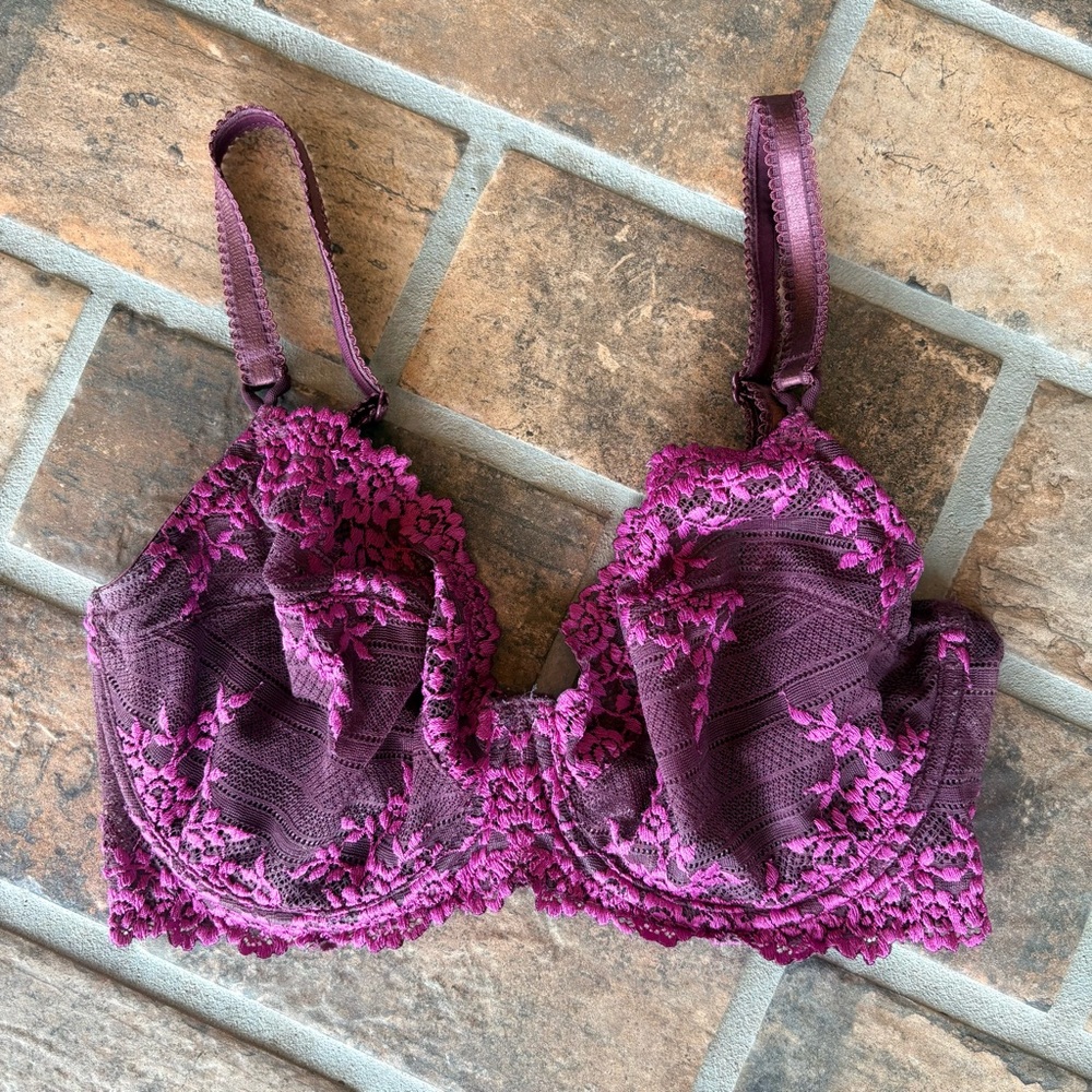 WACOAL Underwire Lace Bra, Size 34DD